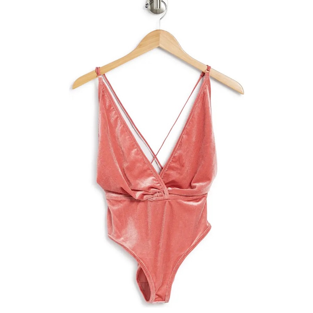 WISHLIST Velour Bodysuit…Sz: M….Color: Rose